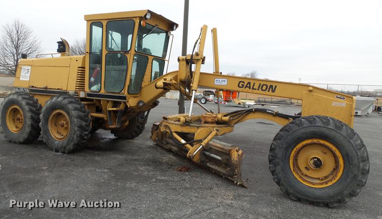 image for item DB7243 1995 Galion Dresser 850 motor grader