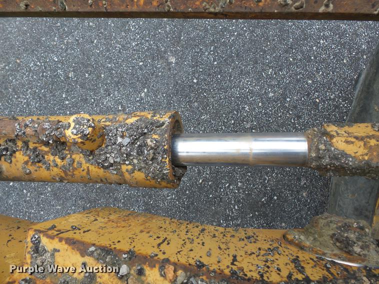 image for item DB7243 1995 Galion Dresser 850 motor grader