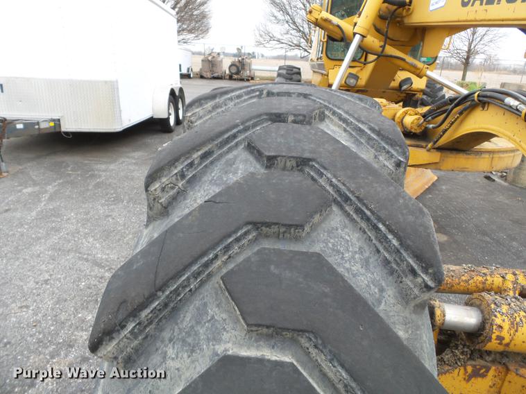 image for item DB7243 1995 Galion Dresser 850 motor grader