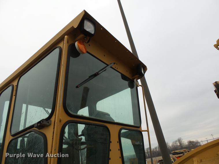 image for item DB7243 1995 Galion Dresser 850 motor grader