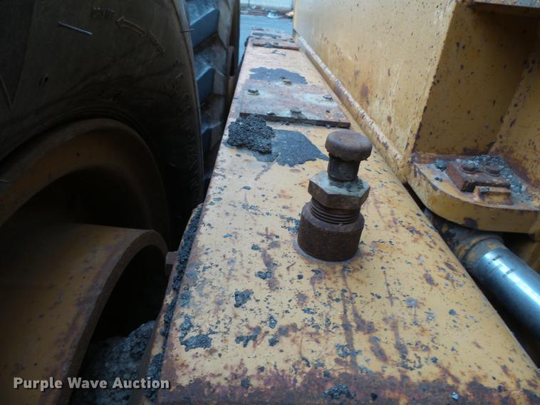 image for item DB7243 1995 Galion Dresser 850 motor grader