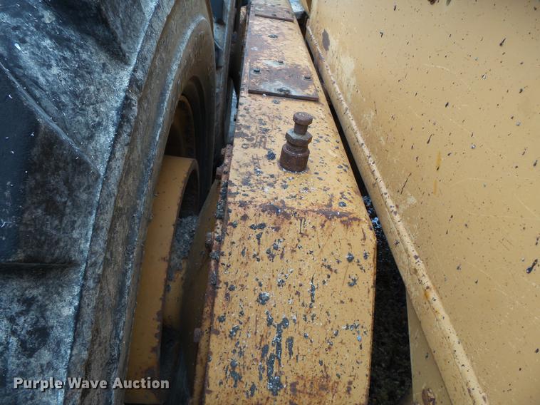 image for item DB7243 1995 Galion Dresser 850 motor grader