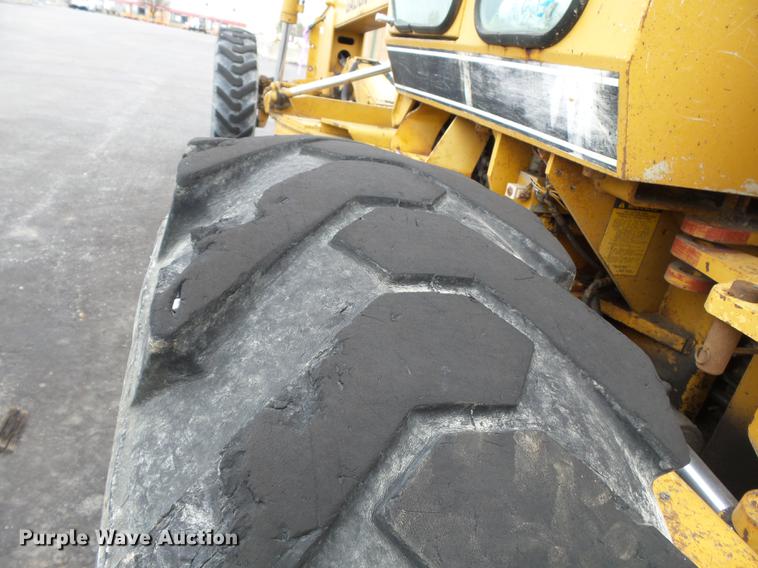 image for item DB7243 1995 Galion Dresser 850 motor grader