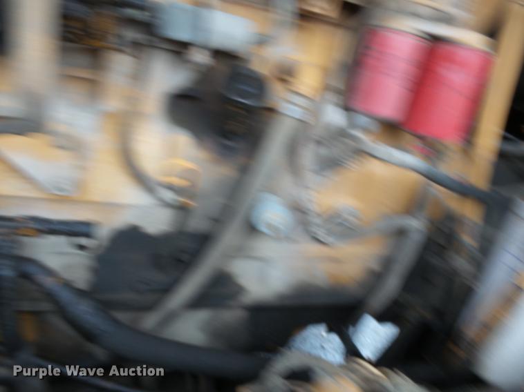 image for item DB7243 1995 Galion Dresser 850 motor grader