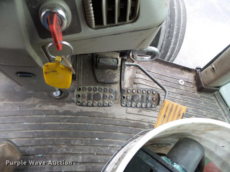 image for item DB7244 2003 John Deere 6420 tractor