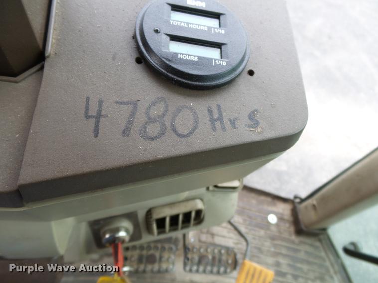 image for item DB7244 2003 John Deere 6420 tractor