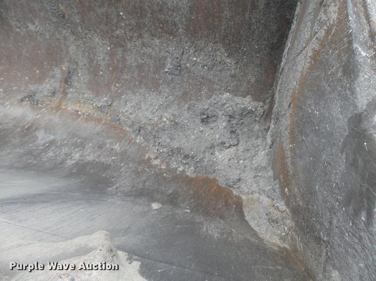 image for item DB7245 1999 Case 621C wheel loader