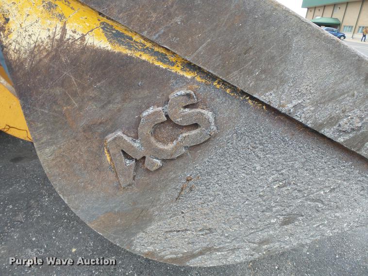 image for item DB7245 1999 Case 621C wheel loader