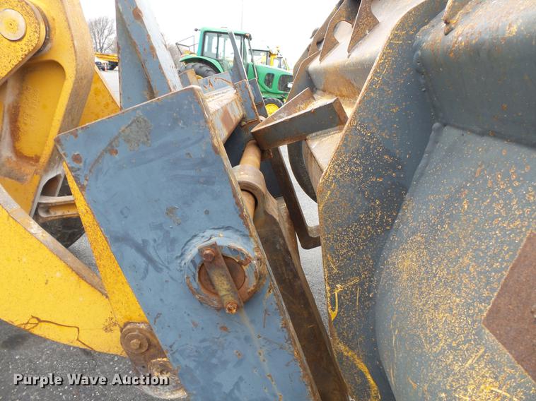 image for item DB7245 1999 Case 621C wheel loader