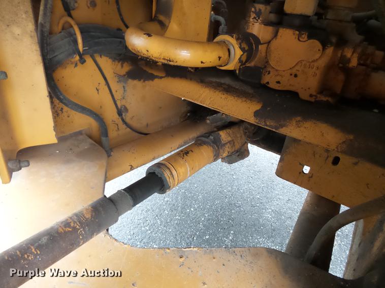 image for item DB7245 1999 Case 621C wheel loader
