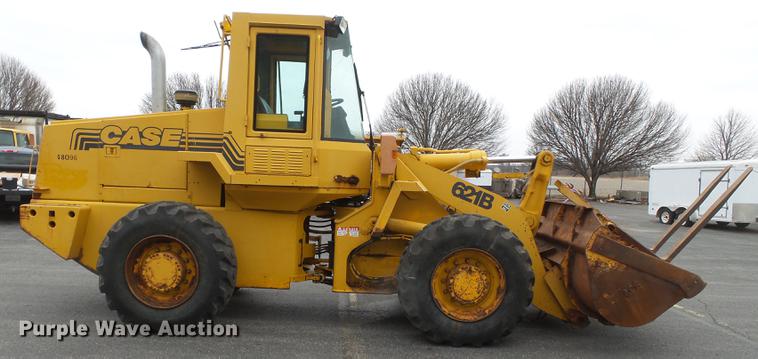 image for item DB7246 1995 Case 621B wheel loader