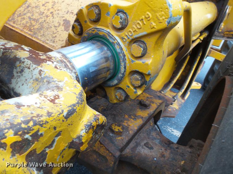 image for item DB7246 1995 Case 621B wheel loader