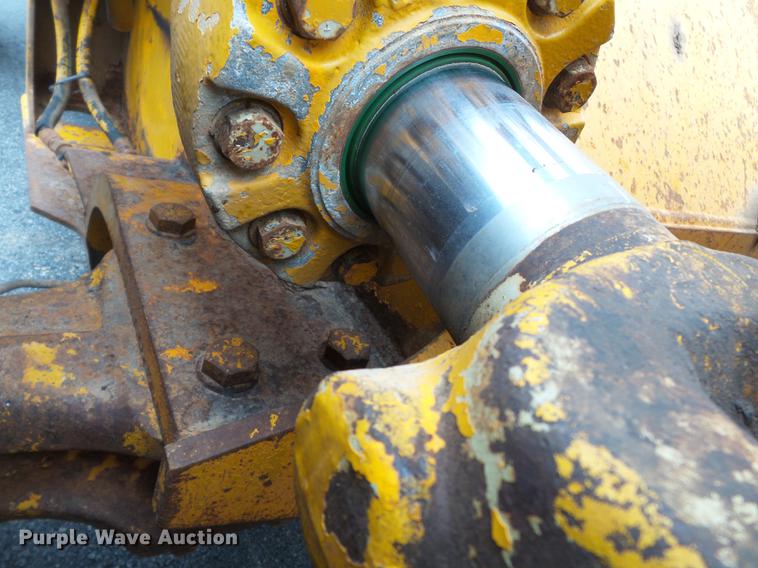 image for item DB7246 1995 Case 621B wheel loader