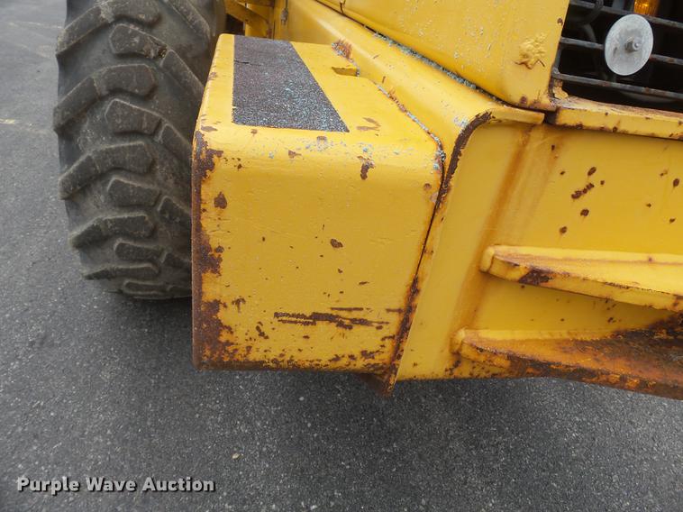 image for item DB7246 1995 Case 621B wheel loader