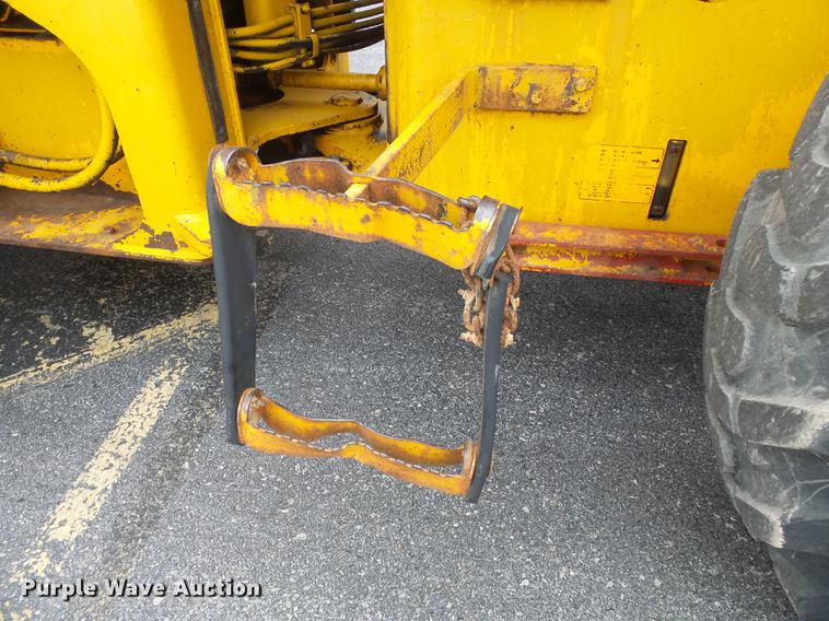 image for item DB7246 1995 Case 621B wheel loader