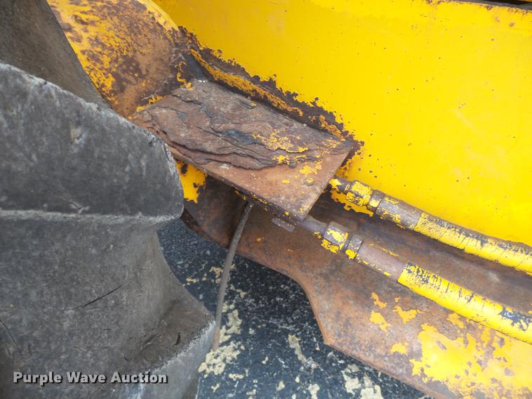 image for item DB7246 1995 Case 621B wheel loader