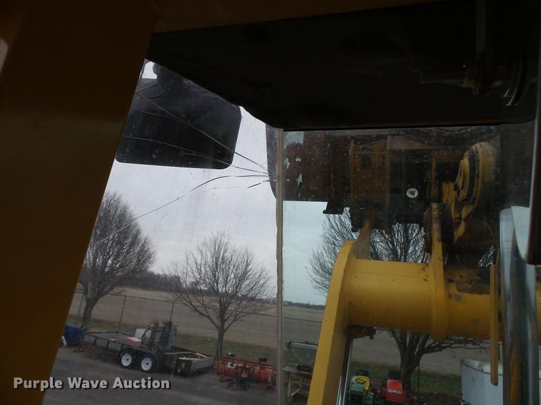 image for item DB7246 1995 Case 621B wheel loader