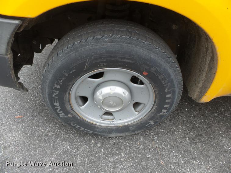 image for item DB7249 2005 Ford F250 pickup truck