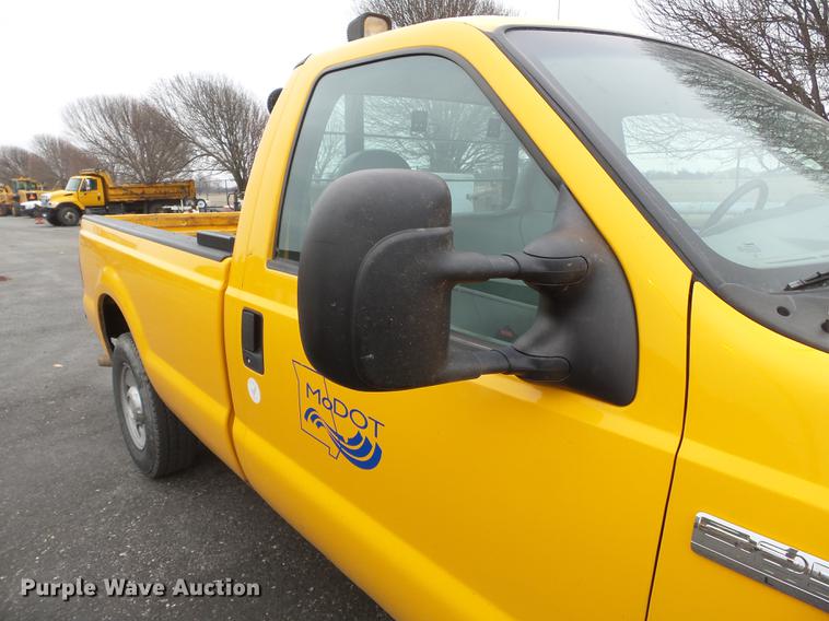 image for item DB7249 2005 Ford F250 pickup truck