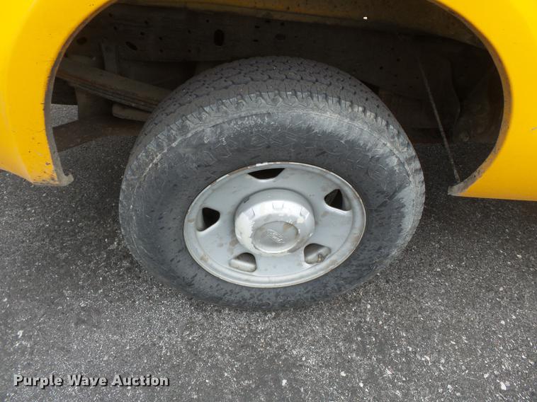 image for item DB7249 2005 Ford F250 pickup truck