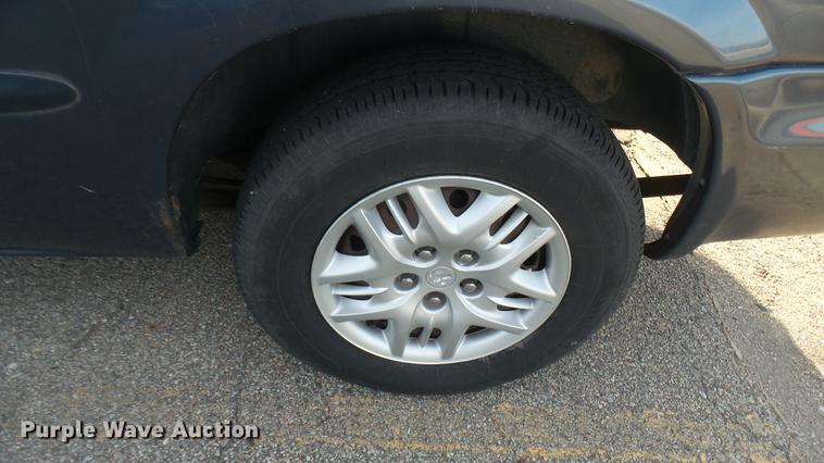 image for item DC1922 2002 Dodge Grand Caravan