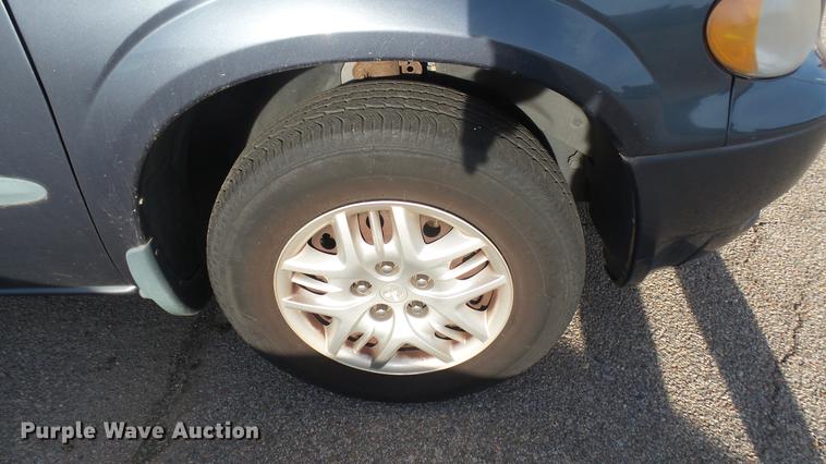 image for item DC1922 2002 Dodge Grand Caravan
