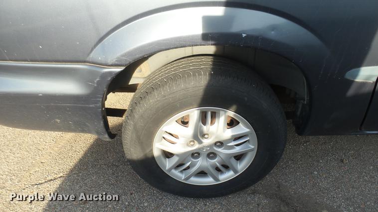 image for item DC1922 2002 Dodge Grand Caravan