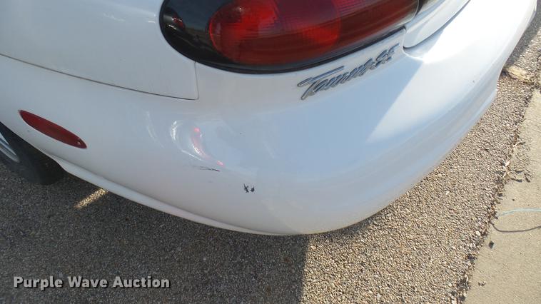 image for item DC1923 1999 Ford Taurus