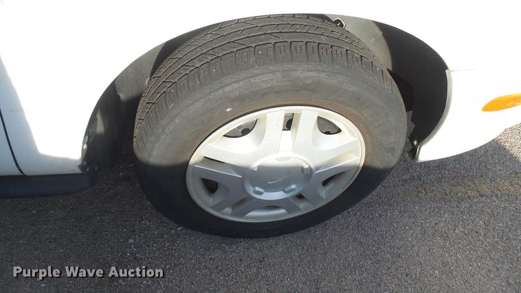 image for item DC1923 1999 Ford Taurus