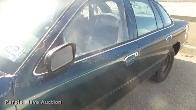 image for item DC1924 1997 Ford Crown Victoria police interceptor