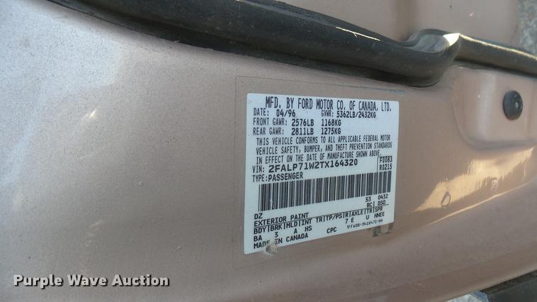 image for item DC1925 1996 Ford Crown Victoria police interceptor