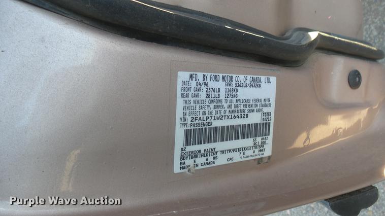 image for item DC1925 1996 Ford Crown Victoria police interceptor