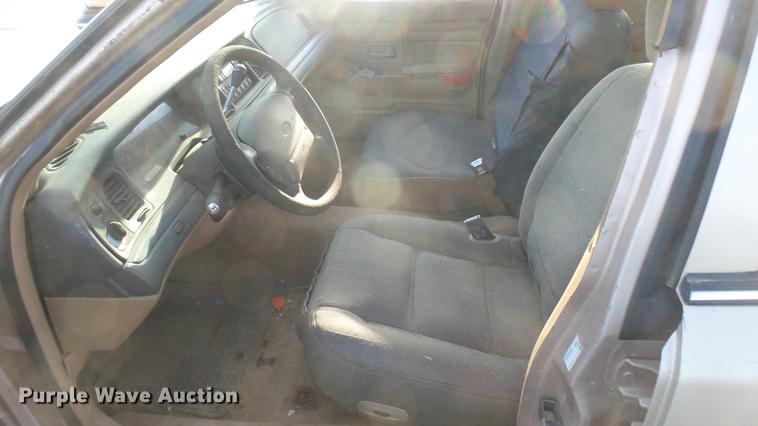 image for item DC1925 1996 Ford Crown Victoria police interceptor
