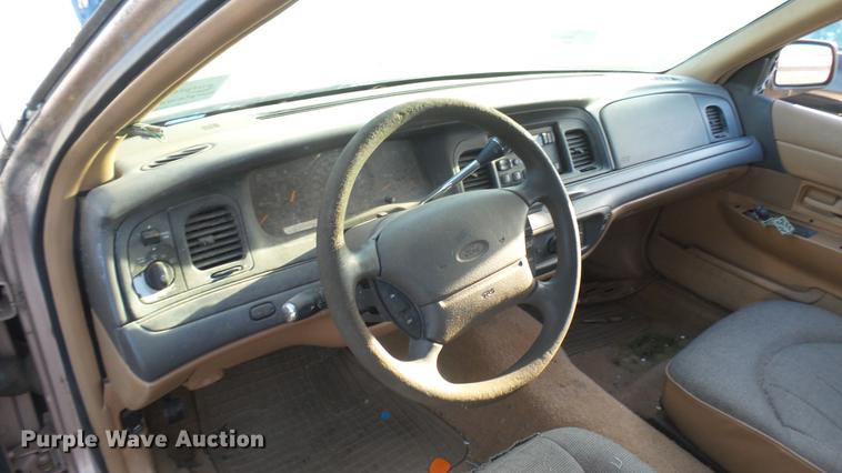image for item DC1925 1996 Ford Crown Victoria police interceptor