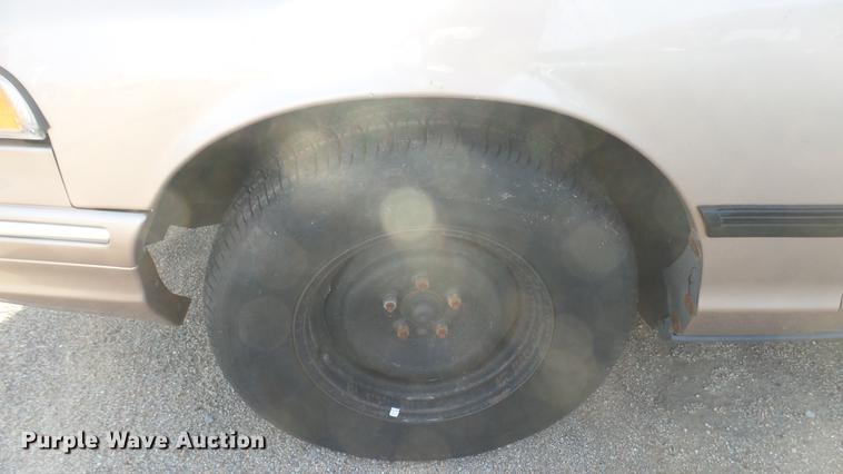 image for item DC1925 1996 Ford Crown Victoria police interceptor