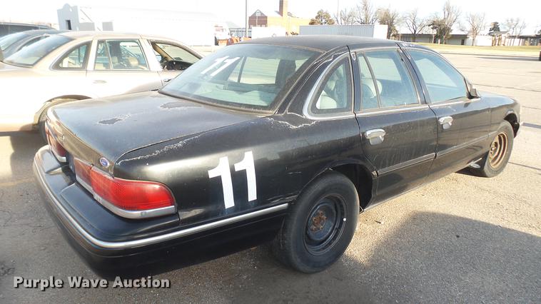image for item DC1926 1997 Ford Crown Victoria police interceptor