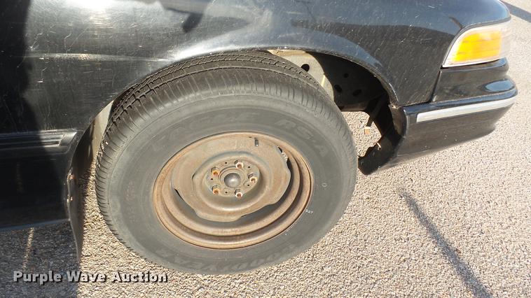 image for item DC1926 1997 Ford Crown Victoria police interceptor