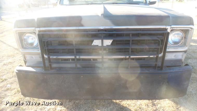 image for item DC1943 1977 Chevrolet 30 pickup truck with tree spade