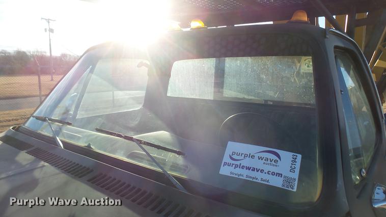 image for item DC1943 1977 Chevrolet 30 pickup truck with tree spade