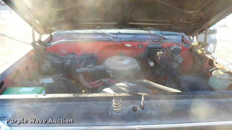 image for item DC1943 1977 Chevrolet 30 pickup truck with tree spade