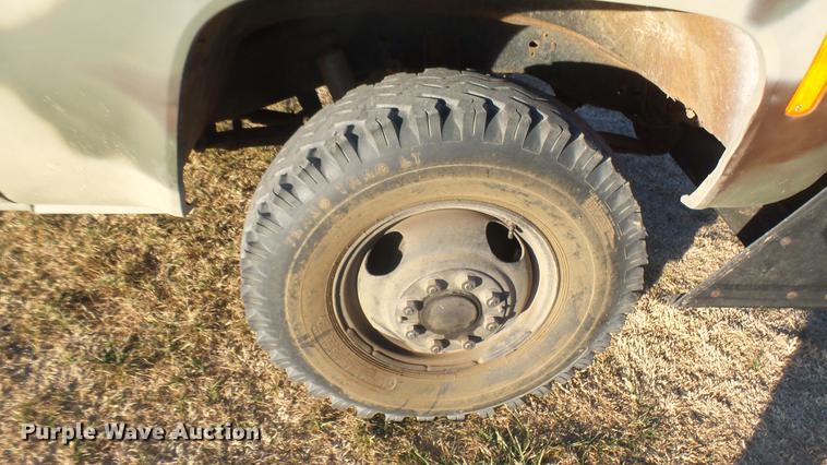 image for item DC1943 1977 Chevrolet 30 pickup truck with tree spade