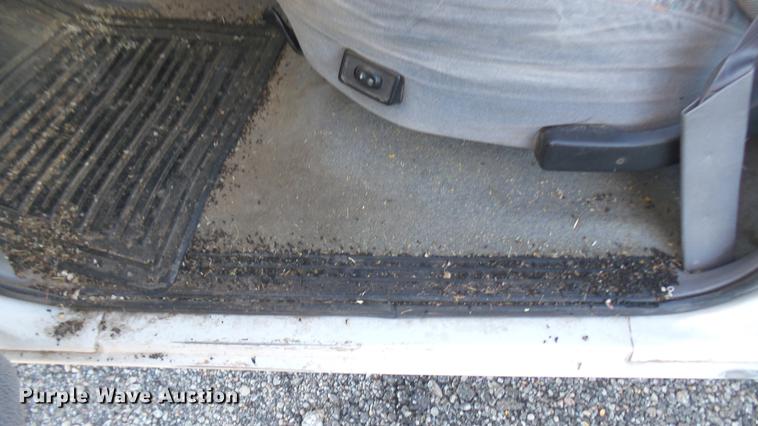 image for item DC1945 1994 Ford F150 pickup truck