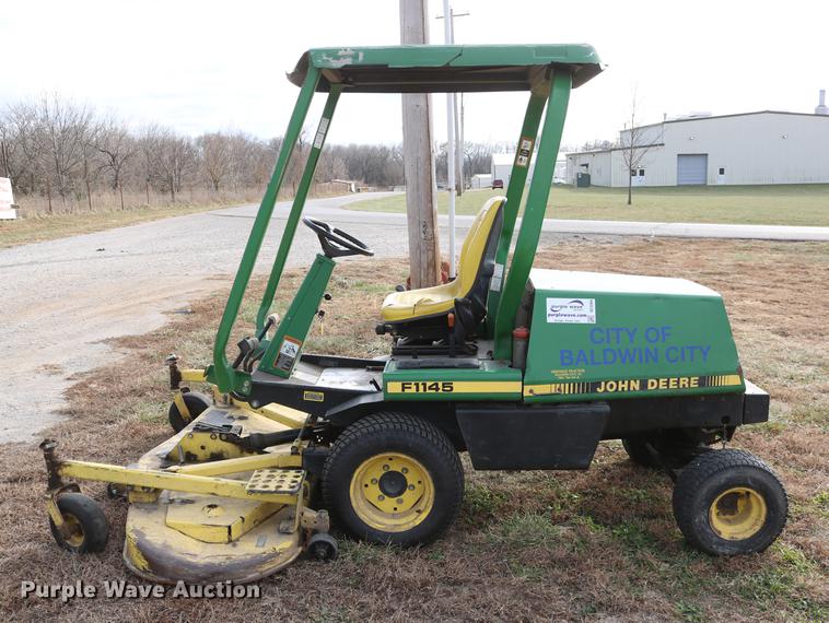 image for item DC3569 John Deere F1145 lawn mower