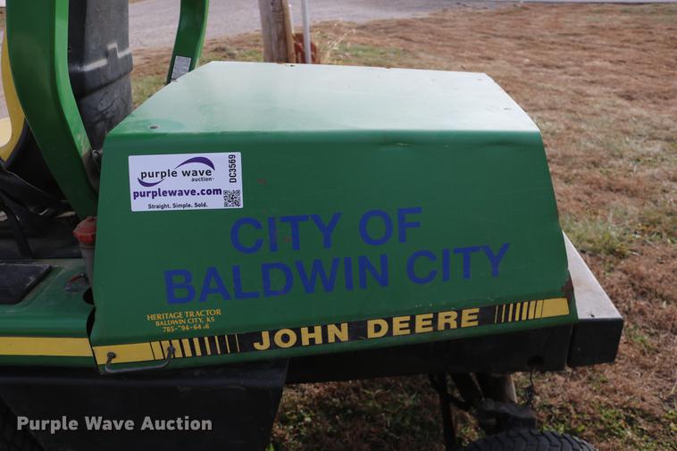 image for item DC3569 John Deere F1145 lawn mower