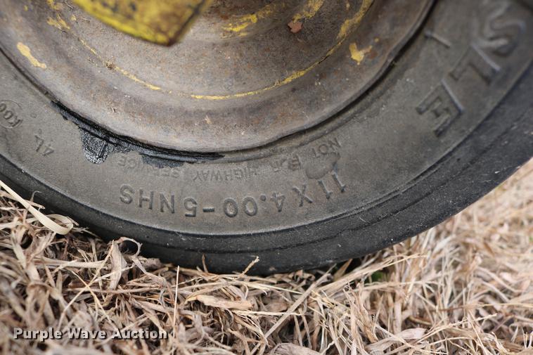 image for item DC3569 John Deere F1145 lawn mower