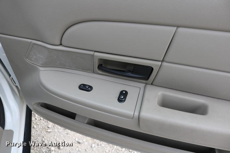 image for item DC3570 2008 Ford Crown Victoria Police Interceptor