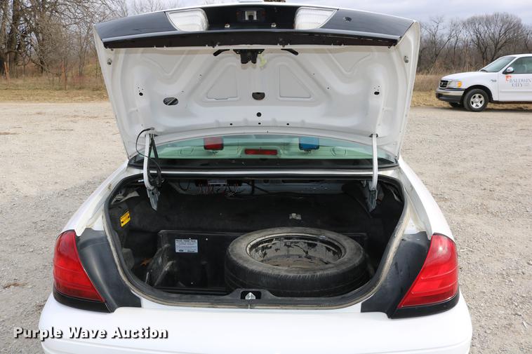 image for item DC3570 2008 Ford Crown Victoria Police Interceptor