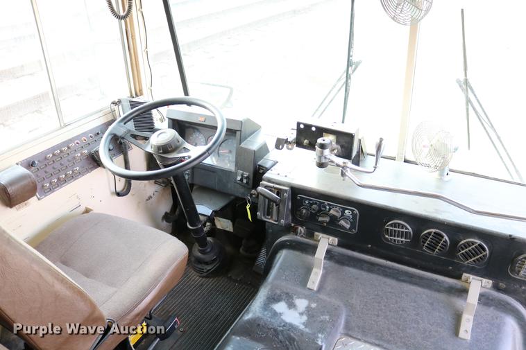 image for item DC3579 1999 Blue Bird school bus