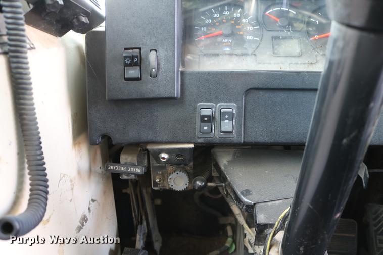 image for item DC3579 1999 Blue Bird school bus