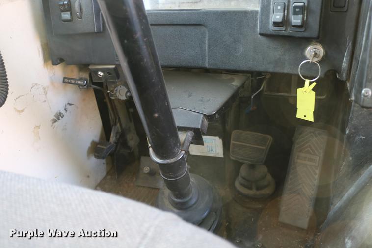 image for item DC3579 1999 Blue Bird school bus